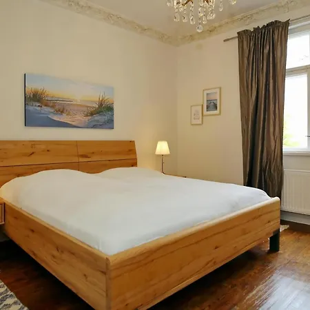 Apartamento Haus Glueckauf Zum Strandlaeufer Ostseebad Kühlungsborn