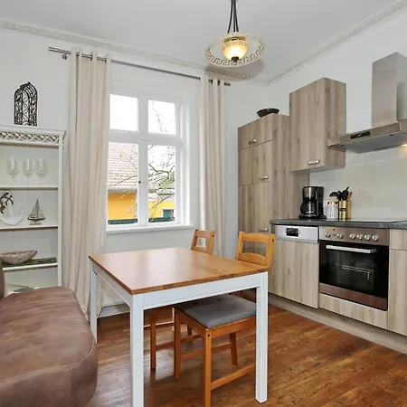 Haus Glueckauf Zum Strandlaeufer * Ostseebad Kühlungsborn
